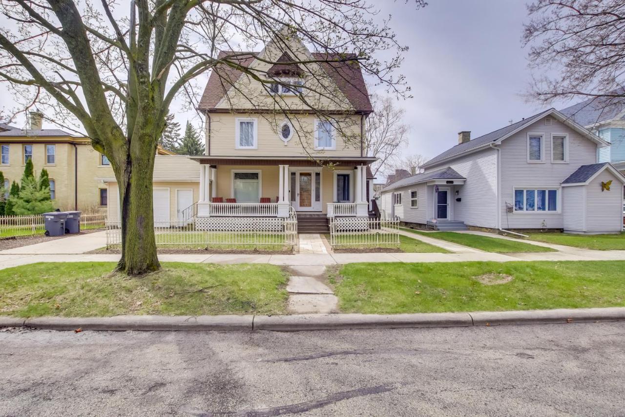 Updated Sheboygan Home With Porch Less Than 1 Mi To Beach Exterior foto