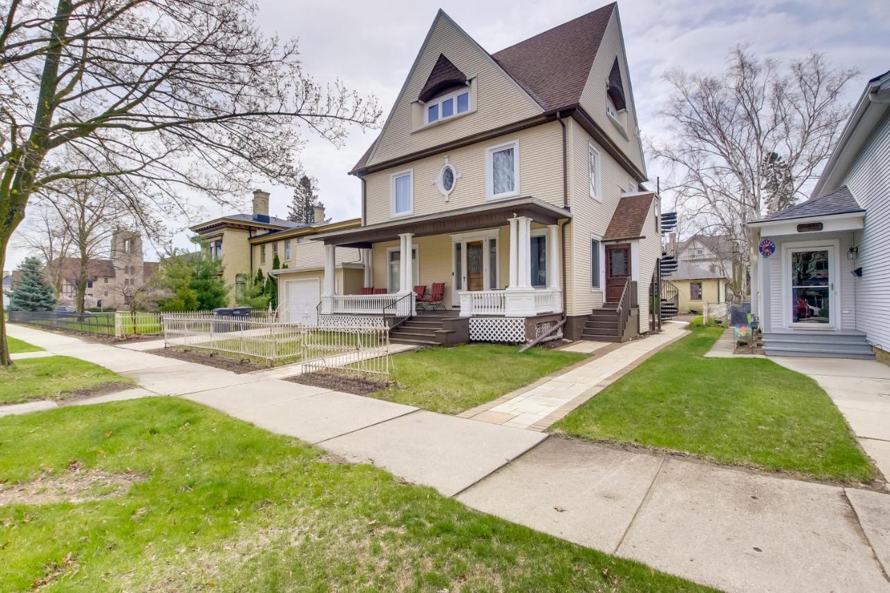 Updated Sheboygan Home With Porch Less Than 1 Mi To Beach Exterior foto